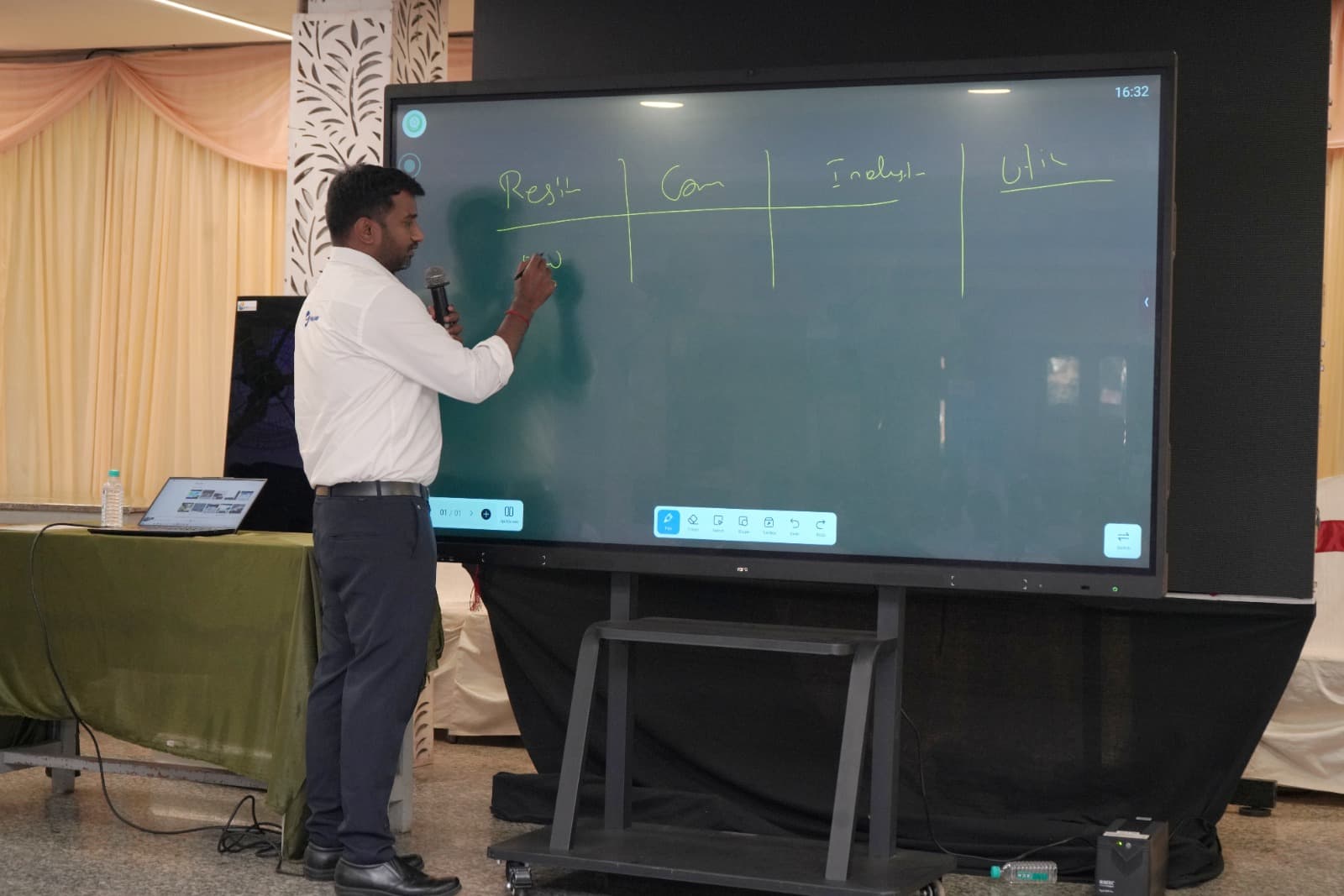 In-Person Training on Hybrid System and Introduction to BESS — photo 25